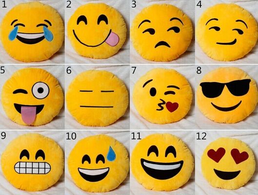 Κίτρινο μαξιλάρι ύπνου μωρών Emoji Emoticon γύρω από γεμισμένο για την εγχώρια χρήση