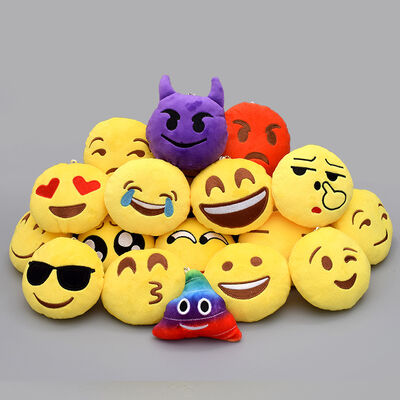 Χαριτωμένο καλό παιχνίδι Keychain βελούδου Emoji με το γάντζο για τα δώρα προώθησης